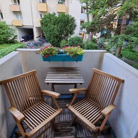 Schwabing Studio With Garden Views München Exterior foto