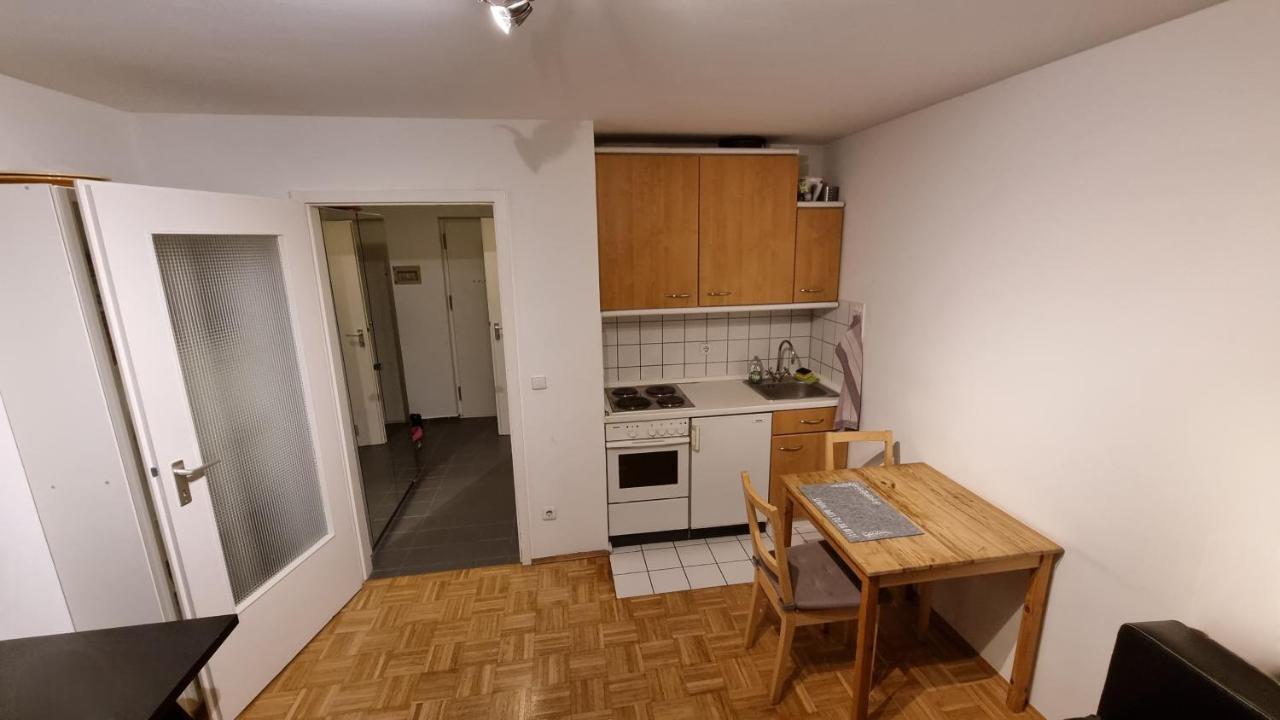 Schwabing Studio With Garden Views München Exterior foto